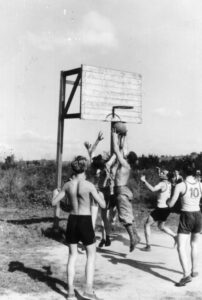 1 Freiplatz 50erjahre