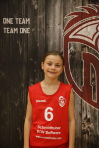 WU12 Luisa Olschnegger